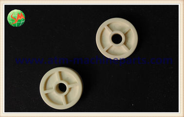 De Lezers Plastic Rol van de Sankyokaart in Witte Kleur voor NCR 58xx 66xx Model
